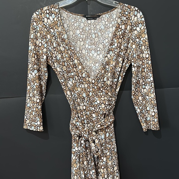 BCBG Max Azria Wrap Dress- Sz Small - Picture 3 of 13